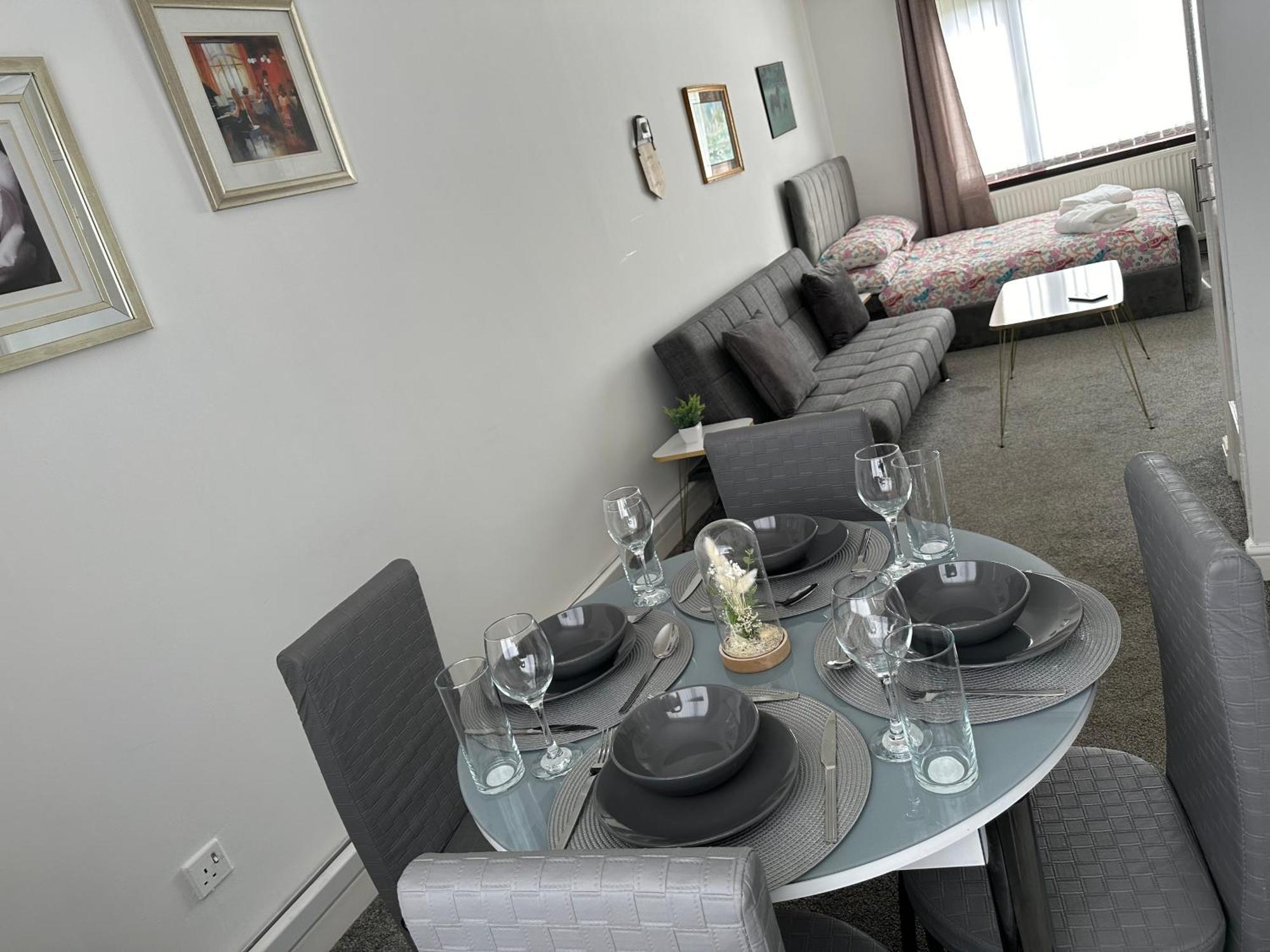 Lovely 3 Bedroom House Close To City Centre Peterlee Exterior foto
